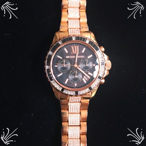Michael Kors Accessories - Michael Kors rose gold watch